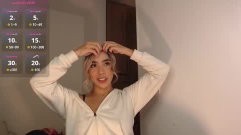 Mariana online show from December 3, 2:58 am