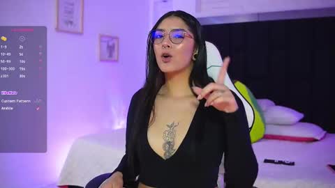 Snapshot of mariana_monroe04 chatting on September 8, 6:51 pm Mariana online show from September 8, 6:51 pm