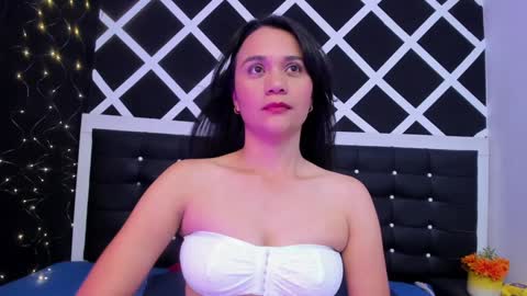 Snapshot of mariana_murillo__ chatting on February 9, 3:53 am Mariana online show from February 9, 3:53 am