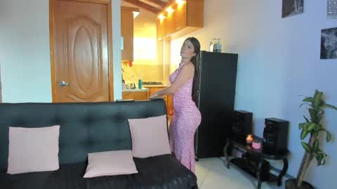 Mariana online show from May 29, 2:26 pm