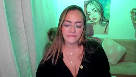 Snapshot of marianalopez81 chatting on October 1, 1:43 am Mariana Lopez online show from October 1, 1:43 am