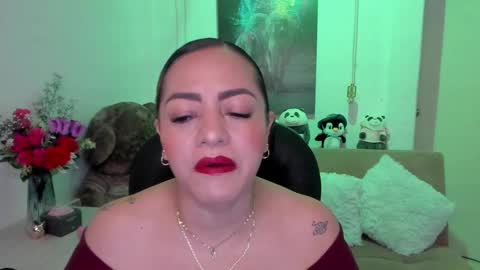 Snapshot of marianalopez81 chatting on February 24, 12:05 am Mariana Lopez online show from February 24, 12:05 am