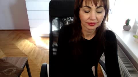 Snapshot of marianika chatting on February 11, 11:42 am marianika online show from February 11, 11:42 am