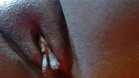 mariebae4 online show from November 15, 5:08 am