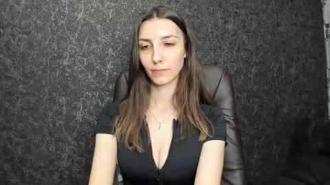 marielleanker online show from October 6, 3:07 pm