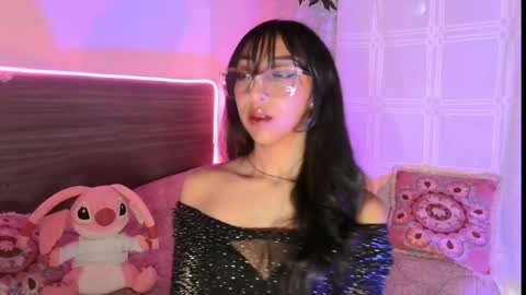 Luna Dulk online show from May 27, 10:18 pm