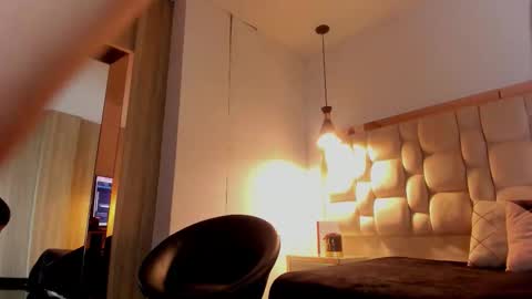 Marilyn online show from January 19, 12:23 pm