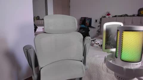 Marin kitoko online show from October 31, 8:02 pm