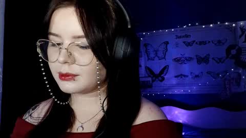 Lia online show from March 10, 6:45 pm