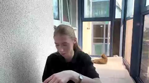Amelia online show from July 9, 9:33 am