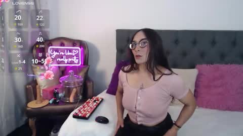 Paula Maria online show from February 2, 11:48 pm