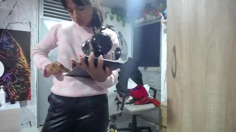 Snapshot of maritza_ferrerr chatting on October 13, 6:05 am Maritza Ferrer -Samara Beltran online show from October 13, 6:05 am