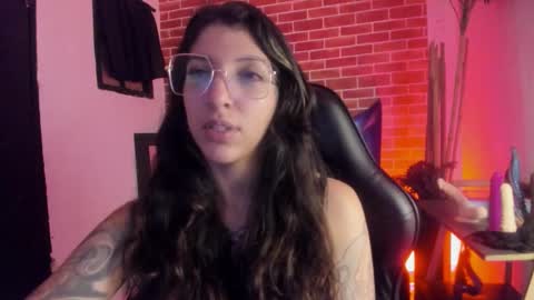 Snapshot of marllena chatting on September 24, 11:53 am mar online show from September 24, 11:53 am