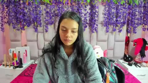 Marly Anal  online show from February 12, 2:00 pm