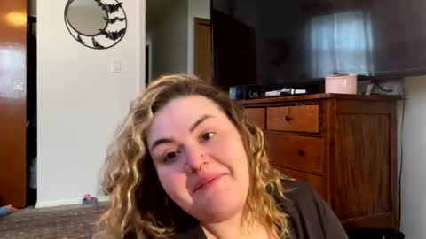 maroon_moon online show from February 18, 4:38 pm