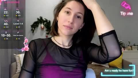 Snapshot of marrycolins chatting on January 12, 2:24 am marrycolins online show from January 12, 2:24 am
