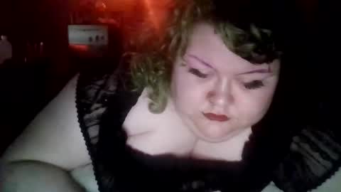 marshallmarx517 online show from May 13, 5:35 am