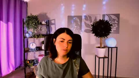 martaedams online show from June 8, 5:08 am