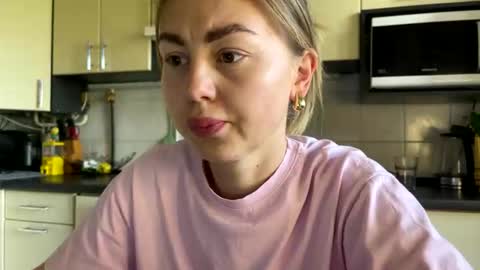 Marta online show from May 7, 1:04 pm