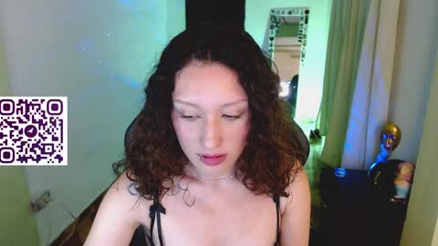 Snapshot of martina_adams chatting on January 18, 4:04 am mari online show from January 18, 4:04 am