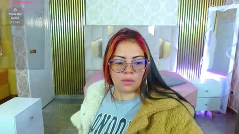 Hey im martina online show from November 18, 3:29 am