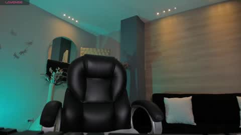 Martinna Bonnet online show from March 7, 10:35 am