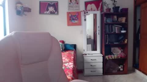 Snapshot of mary_jane1_ chatting on March 8, 12:39 pm mary online show from March 8, 12:39 pm