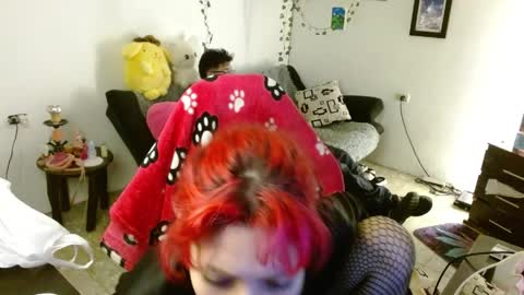                      100   online show from March 29, 7:51 am