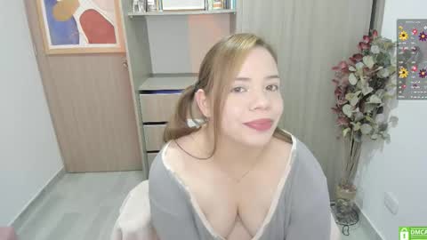 Girl of your dreams  online show from March 4, 2:07 am