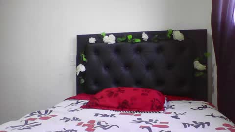 Engracia online show from June 12, 11:51 am