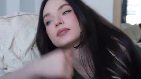 Marina online show from April 3, 3:21 pm