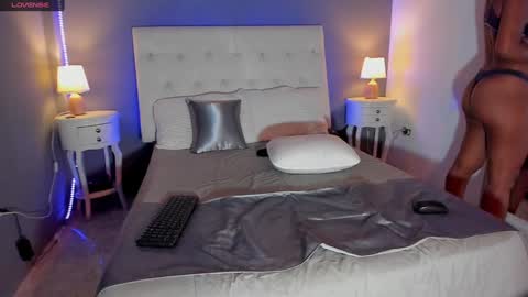 Masha Foxx online show from December 4, 5:27 am