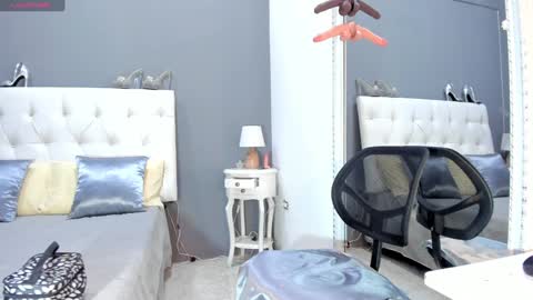 Masha Foxx online show from January 19, 2:49 pm