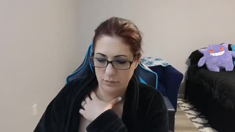 MasturbateMom online show from February 27, 3:50 am