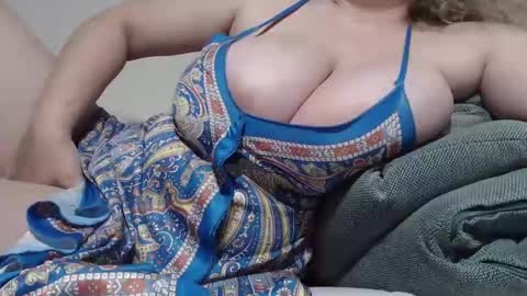 matureboobsbig online show from January 29, 1:05 am