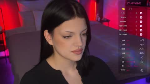 Mavis online show from December 14, 9:09 pm