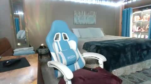 mavismable online show from March 13, 6:15 am