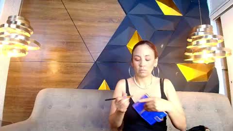 Snapshot of maxx_caprice chatting on September 18, 11:09 am gabby online show from September 18, 11:09 am