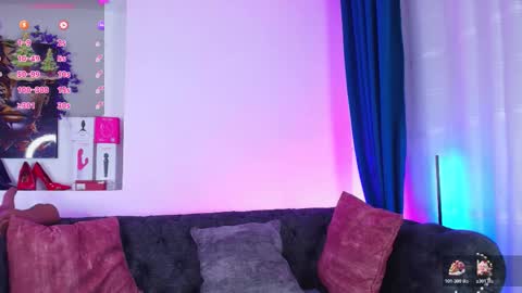 may_wood online show from December 22, 12:08 pm