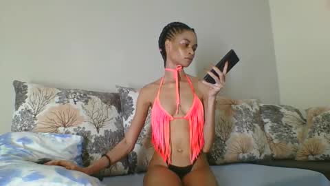 Snapshot of maya_dol chatting on October 7, 3:05 pm maya online show from October 7, 3:05 pm