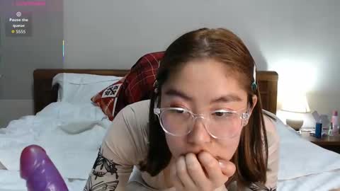 maya_kumashiro online show from February 13, 8:21 pm