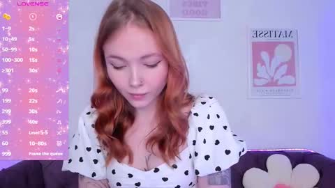 Snapshot of maya_light chatting on January 31, 8:54 am Maya online show from January 31, 8:54 am