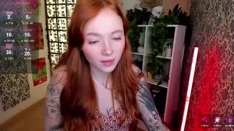 Snapshot of maya_light chatting on September 10, 2:11 am Maya online show from September 10, 2:11 am