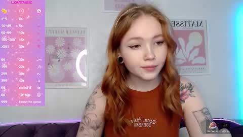 Snapshot of maya_light chatting on January 29, 8:08 am Maya online show from January 29, 8:08 am