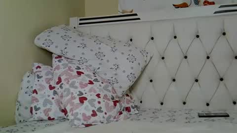 maya_melody online show from December 20, 12:03 am