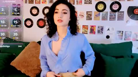 Maya online show from April 13, 3:02 pm