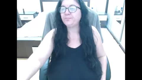 Maya online show from December 9, 7:39 pm