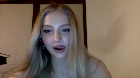 mayaflirt online show from March 11, 9:17 pm