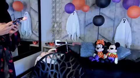 Nicolle Ruselle   Hello my lovely  schedule for great fun from  630 am and end 800 pm Colombian time I wait for you online show from October 25, 6:37 pm