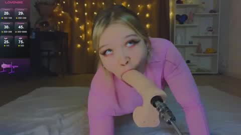 Maya  online show from March 11, 2:10 am